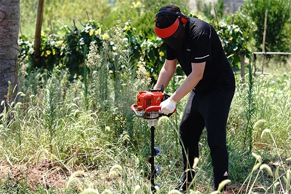 Digging Holes Made Easy